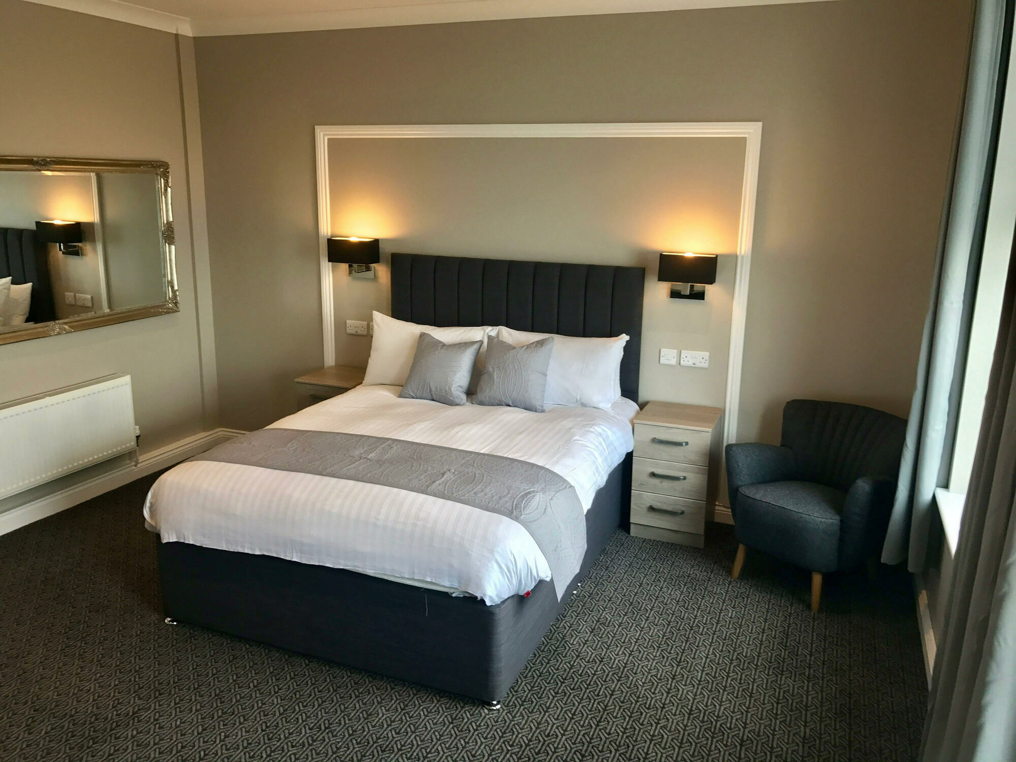 The Raven Hotel Corby Eksteriør billede