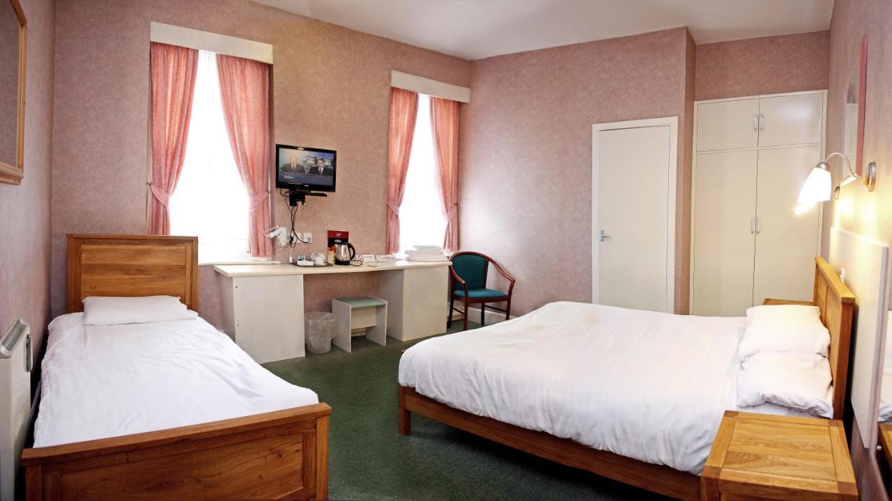 The Raven Hotel Corby Værelse billede